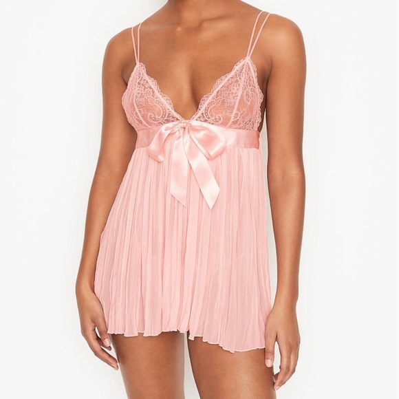 Victoria's Secret Other - Victoria’s Secret Very Sexy Pleated Baby Doll